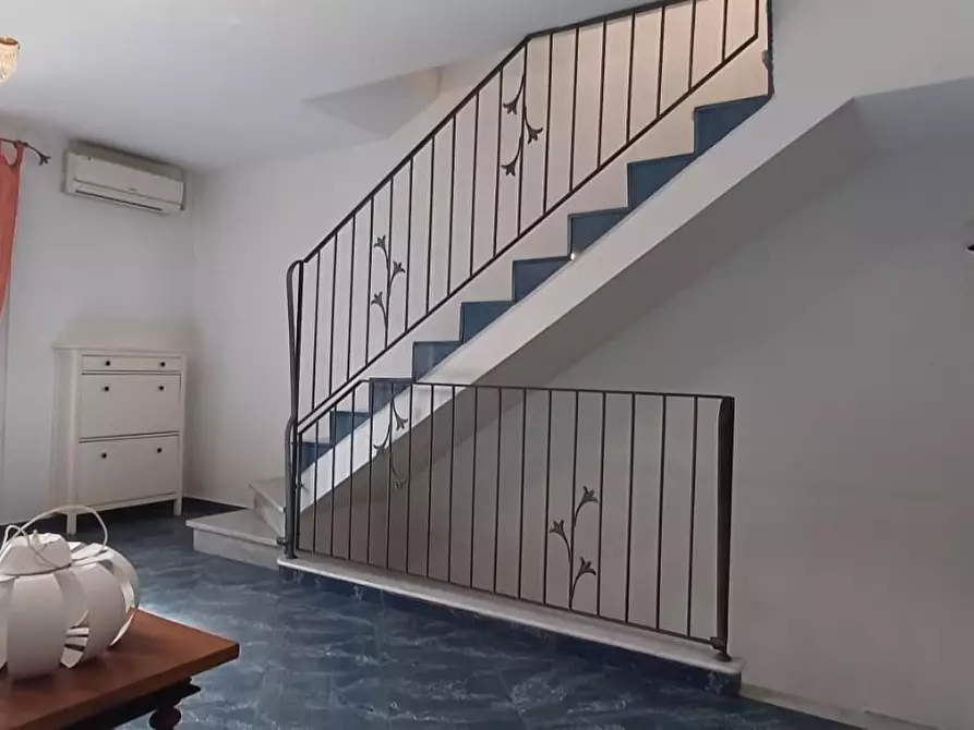 Immagine 11 di Villetta a schiera in vendita  a Massa