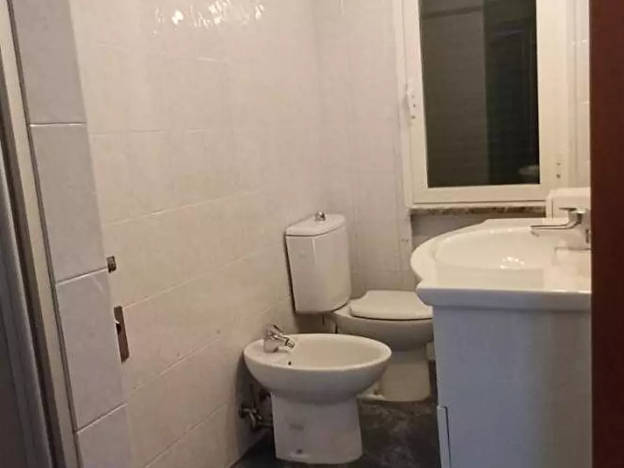 Immagine 9 di Villetta a schiera in vendita  a Massa