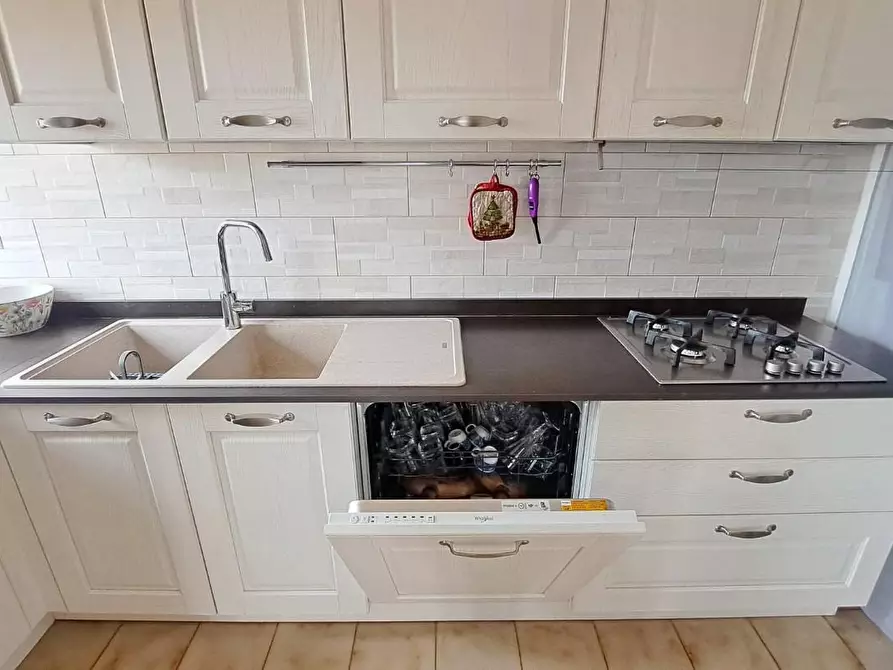 Immagine 8 di Appartamento in affitto  a Rosignano Marittimo