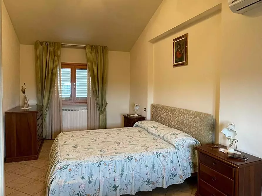 Immagine 8 di Villa in vendita  a San Miniato