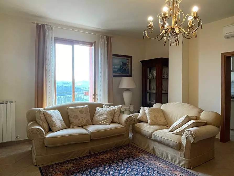 Immagine 18 di Villa in vendita  a San Miniato