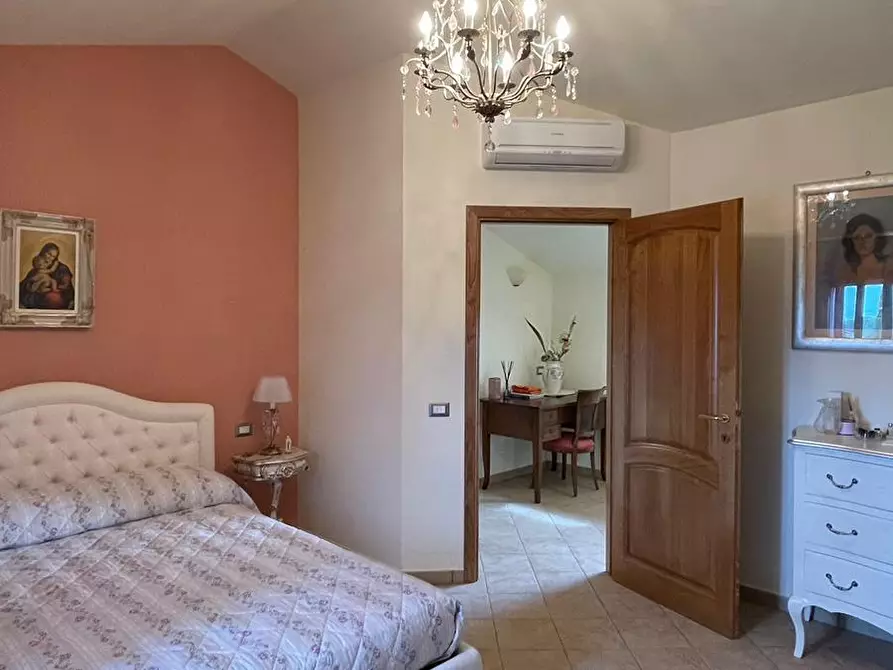 Immagine 9 di Villa in vendita  a San Miniato