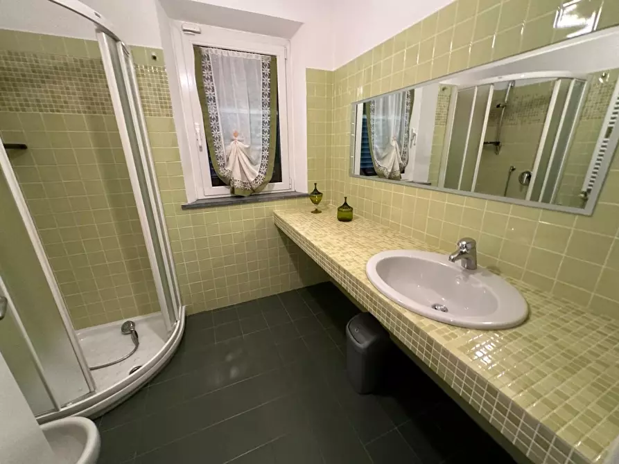 Immagine 50 di Casa bifamiliare in vendita  a Ameglia