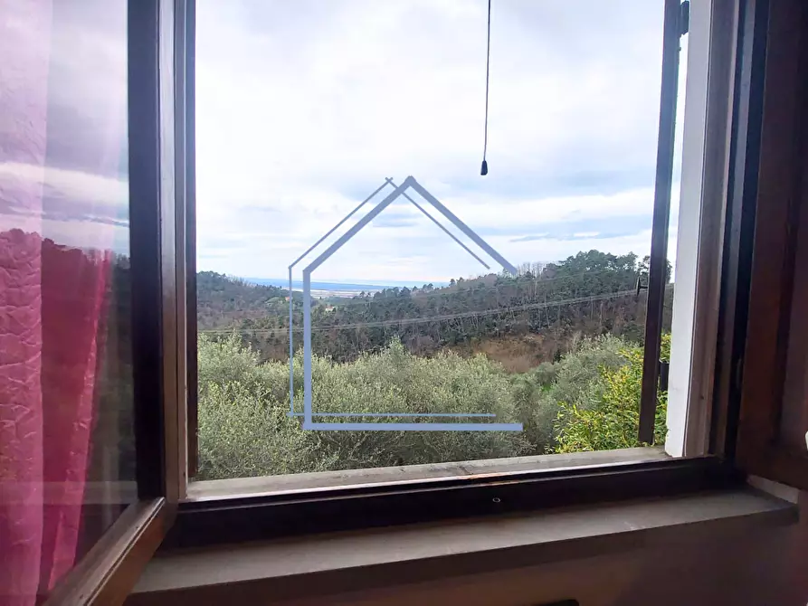 Immagine 16 di Casa semindipendente in vendita  a Camaiore