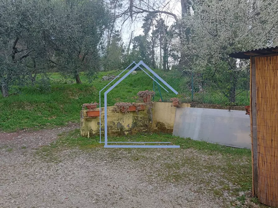 Immagine 25 di Casa semindipendente in vendita  a Camaiore