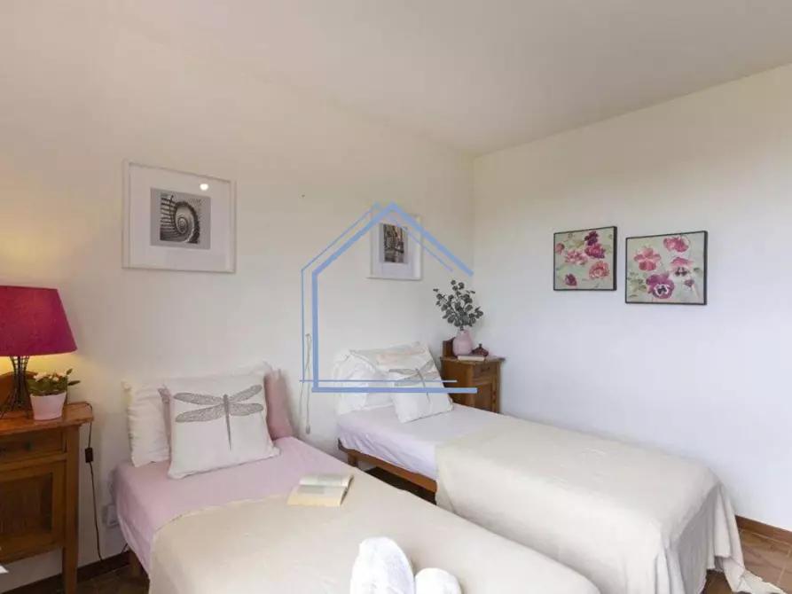 Immagine 5 di Casa semindipendente in vendita  a Camaiore