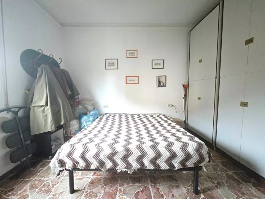 Immagine 38 di Appartamento in vendita  a Siena