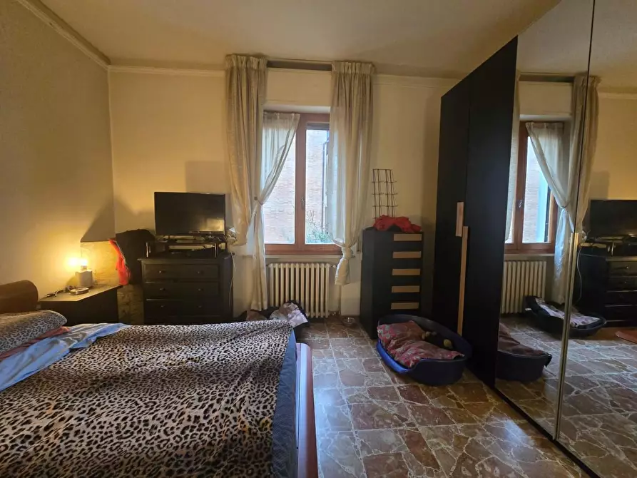 Immagine 36 di Appartamento in vendita  a Siena