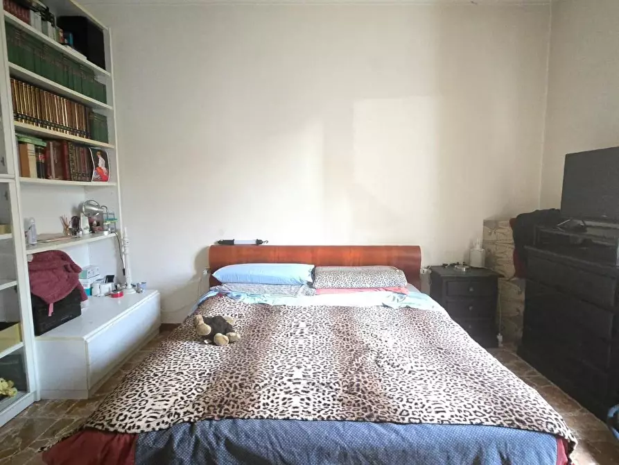 Immagine 33 di Appartamento in vendita  a Siena