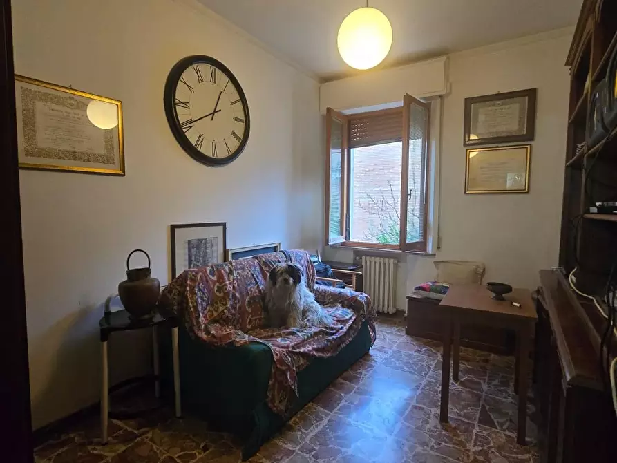 Immagine 26 di Appartamento in vendita  a Siena