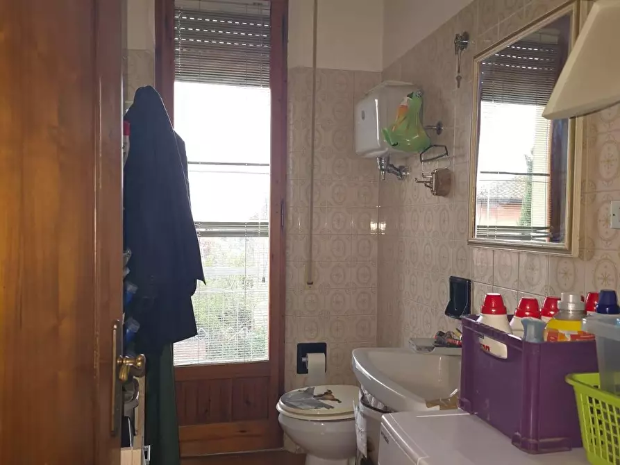 Immagine 47 di Appartamento in vendita  a Siena