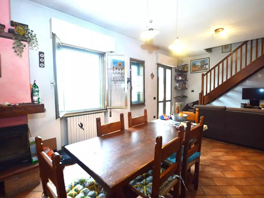 Immagine 15 di Terratetto in vendita  a Lucca