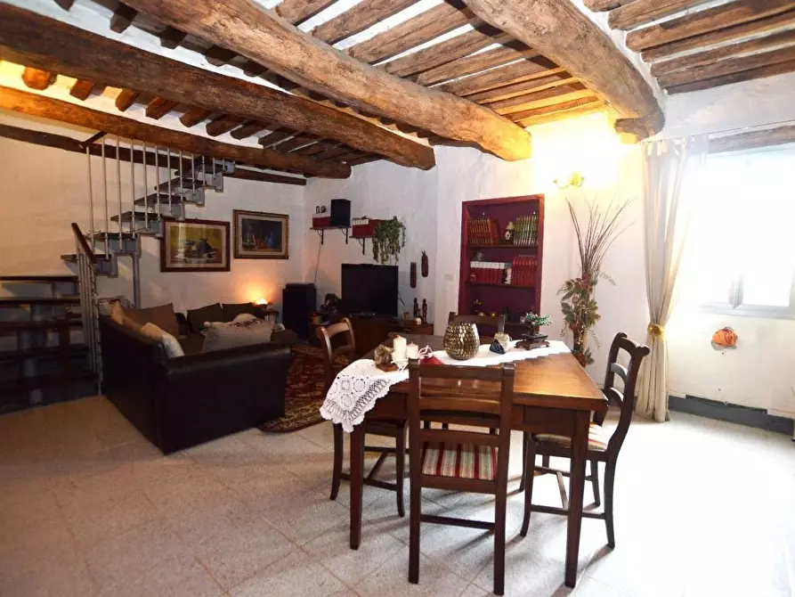 Immagine 17 di Terratetto in vendita  a Lucca