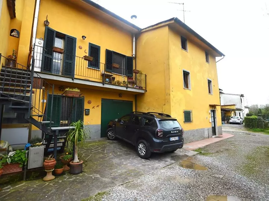 Immagine 33 di Terratetto in vendita  a Lucca