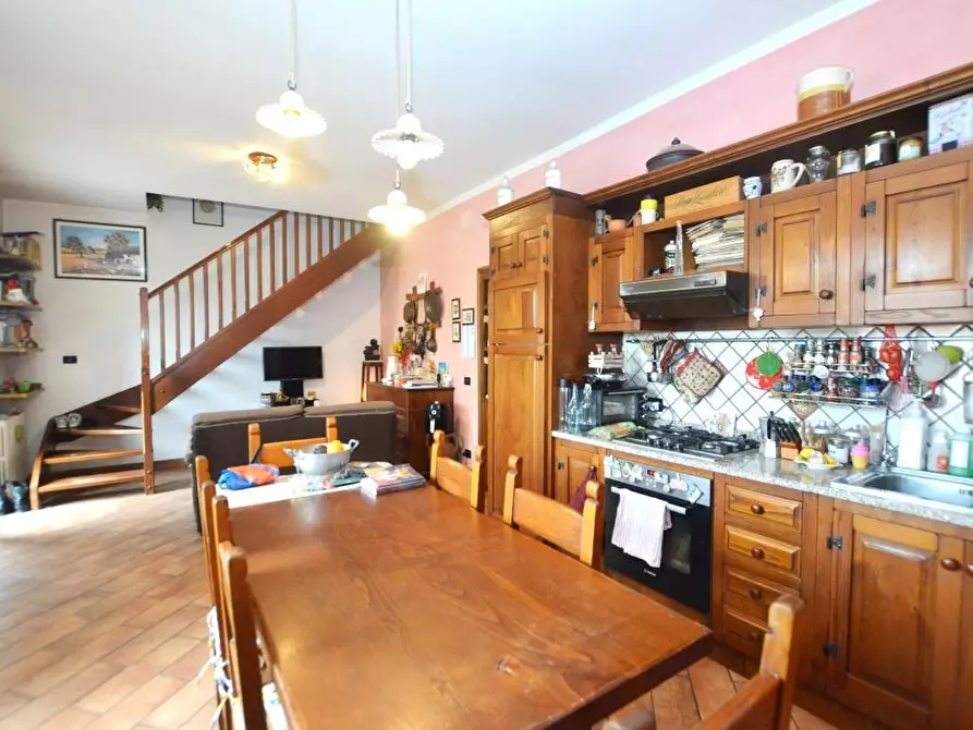 Immagine 14 di Terratetto in vendita  a Lucca