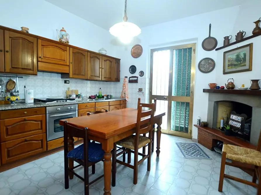 Immagine 4 di Terratetto in vendita  a Lucca