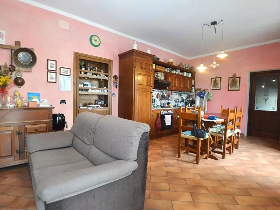 Immagine 12 di Terratetto in vendita  a Lucca