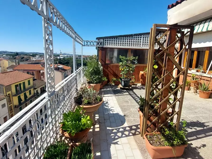 Immagine 15 di Mansarda in vendita  a Empoli