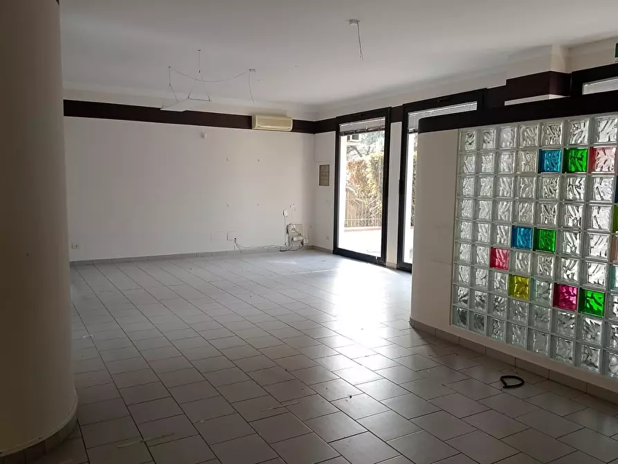 Immagine 2 di Ufficio in affitto  a Empoli