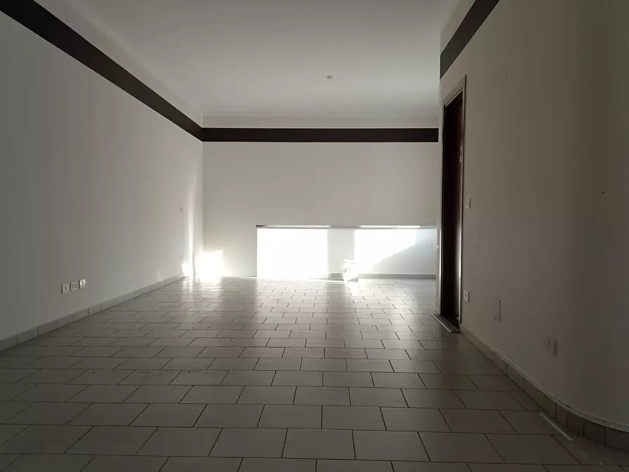 Immagine 7 di Ufficio in affitto  a Empoli