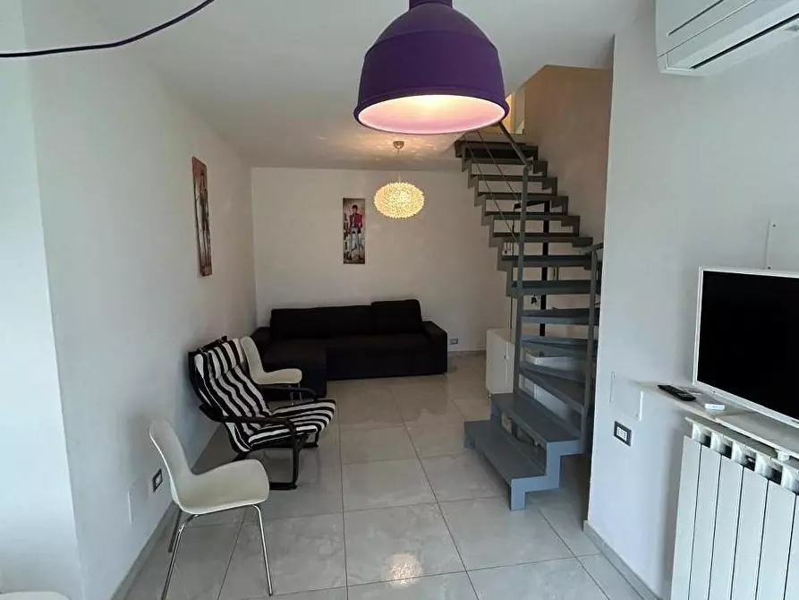 Immagine 10 di Appartamento in affitto  a Massa