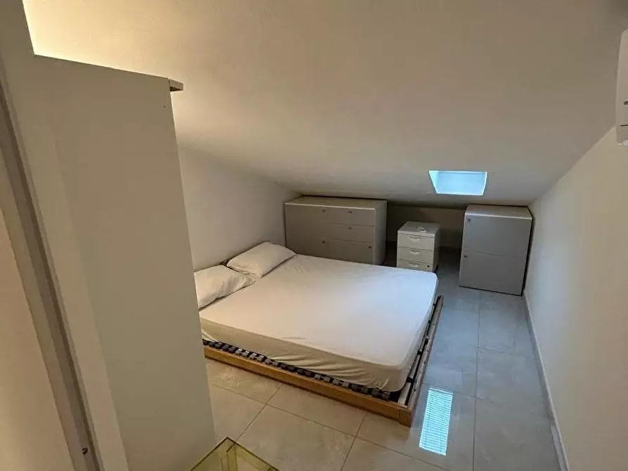 Immagine 6 di Appartamento in affitto  a Massa