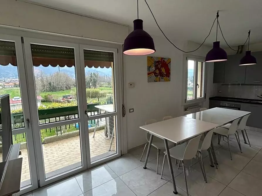 Immagine 11 di Appartamento in affitto  a Massa