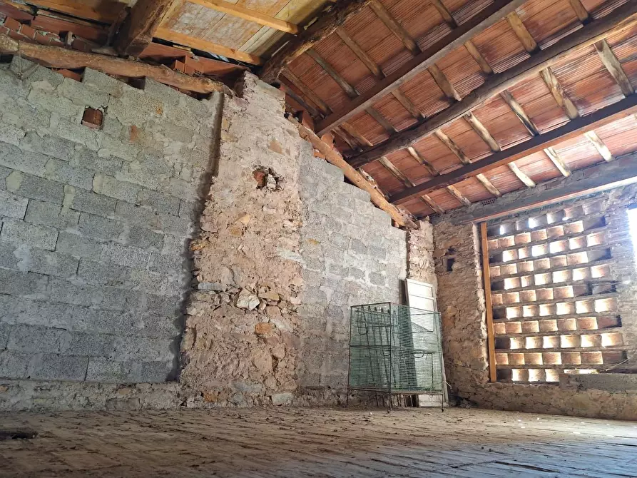 Immagine 36 di Terratetto in vendita  a Capannori