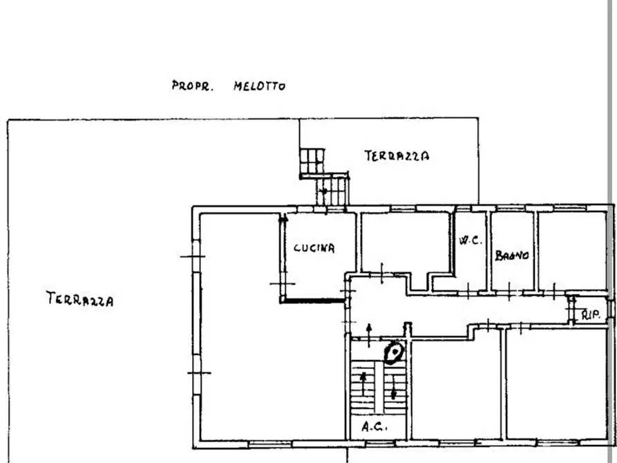 Immagine 6 di Appartamento in vendita  a Pisa