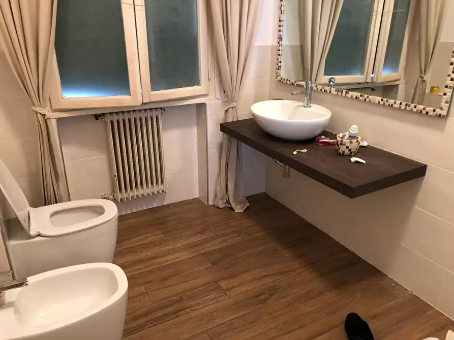 Immagine 5 di Appartamento in vendita  a Pisa