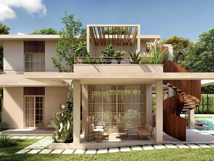 Immagine 7 di Villa in vendita  a Forte Dei Marmi