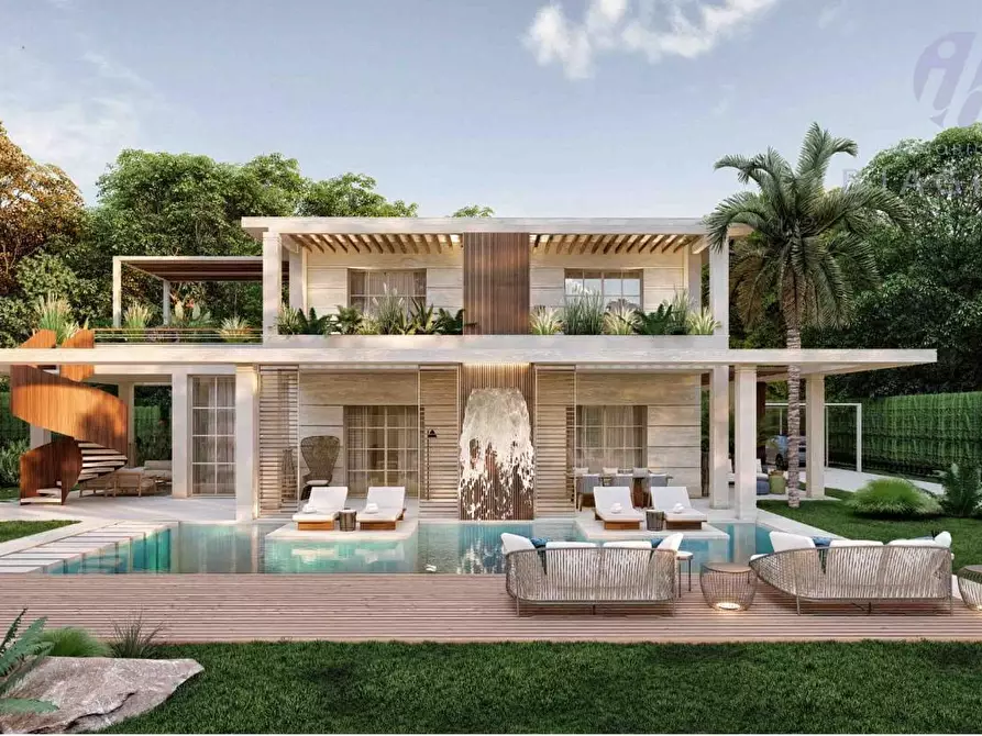 Immagine 11 di Villa in vendita  a Forte Dei Marmi