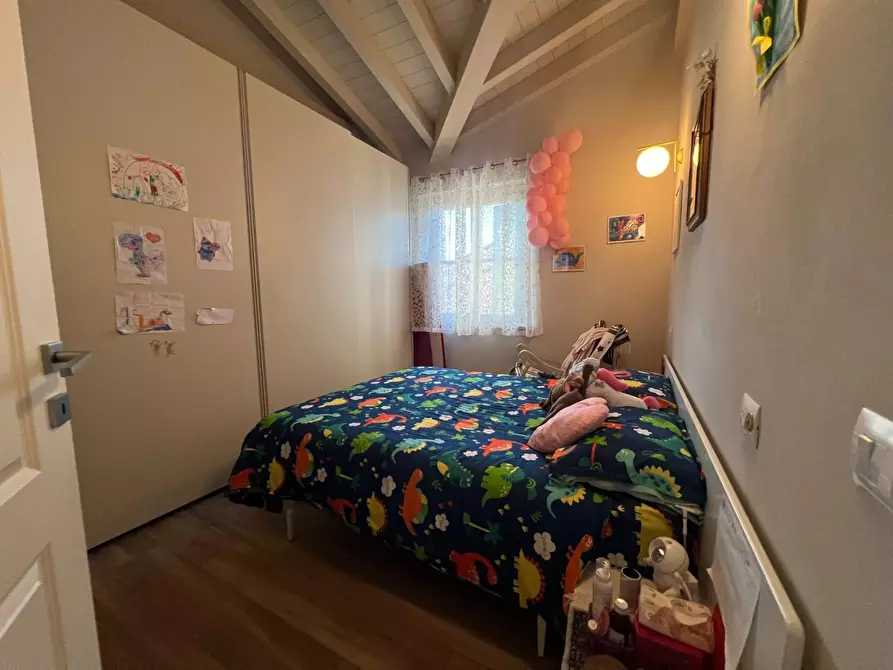 Immagine 18 di Appartamento in vendita  a Carrara