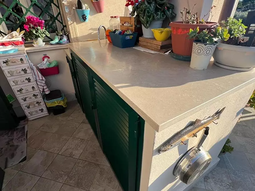 Immagine 15 di Appartamento in vendita  a Carrara