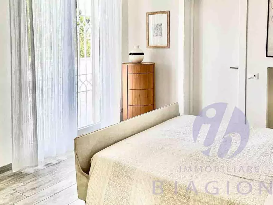 Immagine 18 di Casa indipendente in vendita  a Forte Dei Marmi