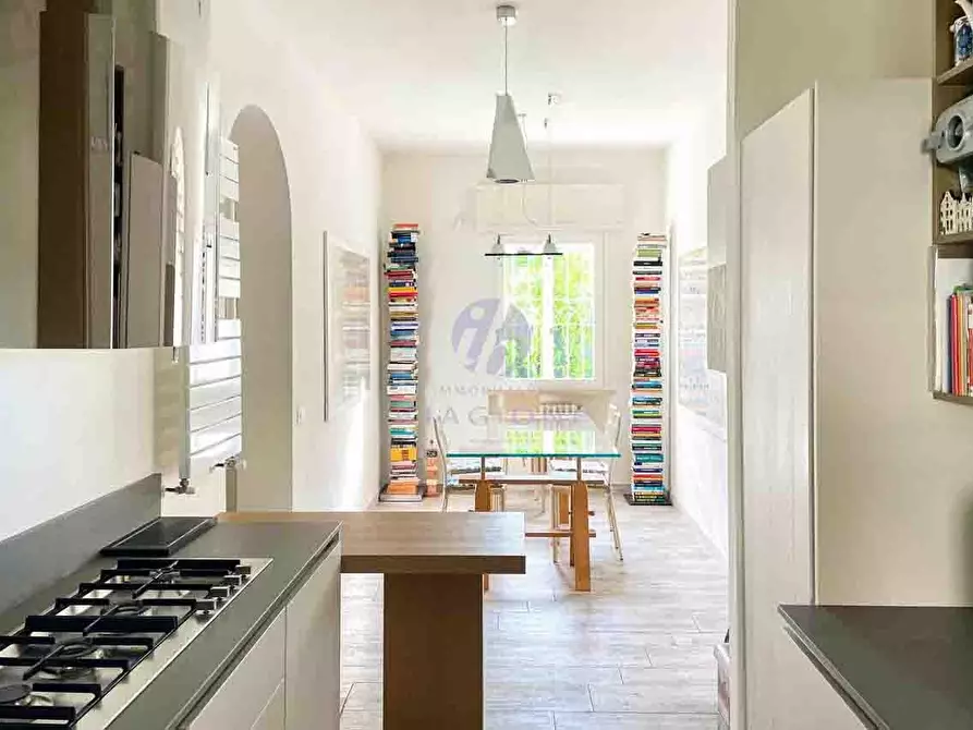 Immagine 9 di Casa indipendente in vendita  a Forte Dei Marmi