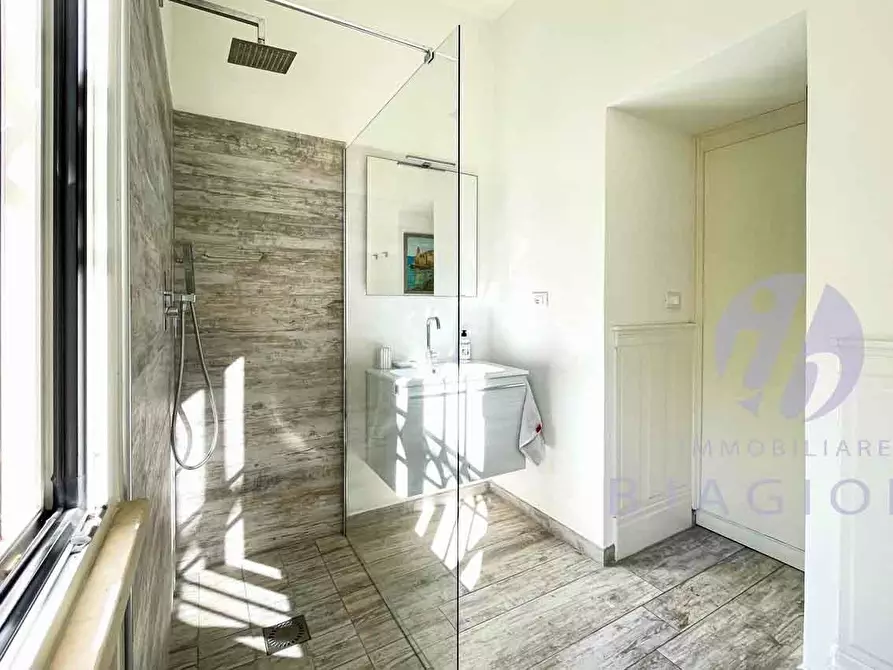 Immagine 25 di Casa indipendente in vendita  a Forte Dei Marmi