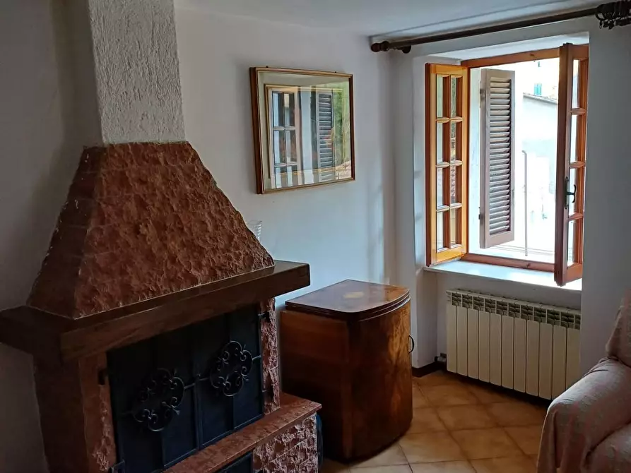 Immagine 9 di Appartamento in vendita  a Carrara