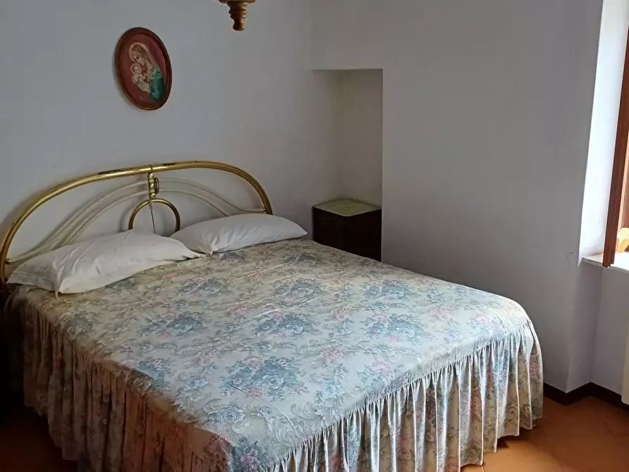 Immagine 3 di Appartamento in vendita  a Carrara