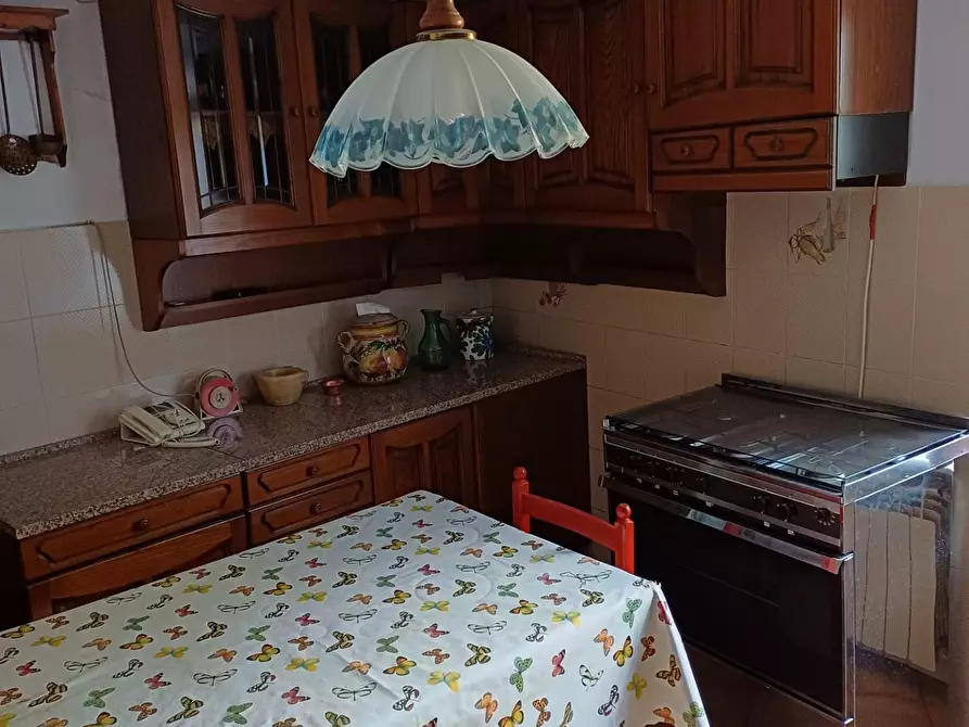 Immagine 6 di Appartamento in vendita  a Carrara