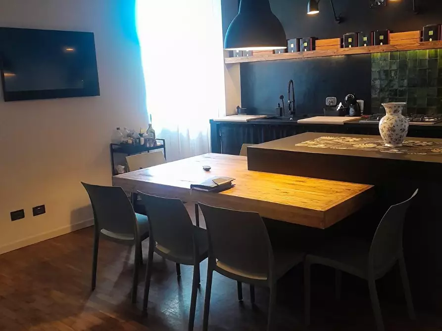 Immagine 10 di Appartamento in vendita  a Livorno