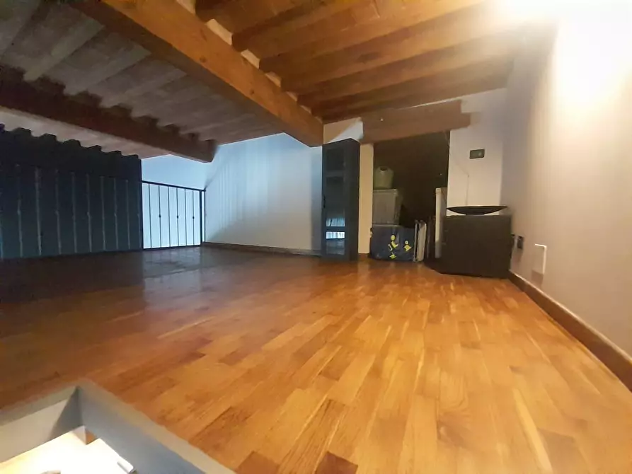 Immagine 19 di Appartamento in vendita  a Livorno