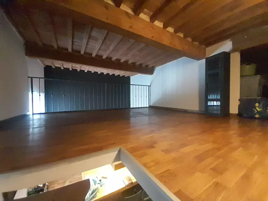 Immagine 18 di Appartamento in vendita  a Livorno