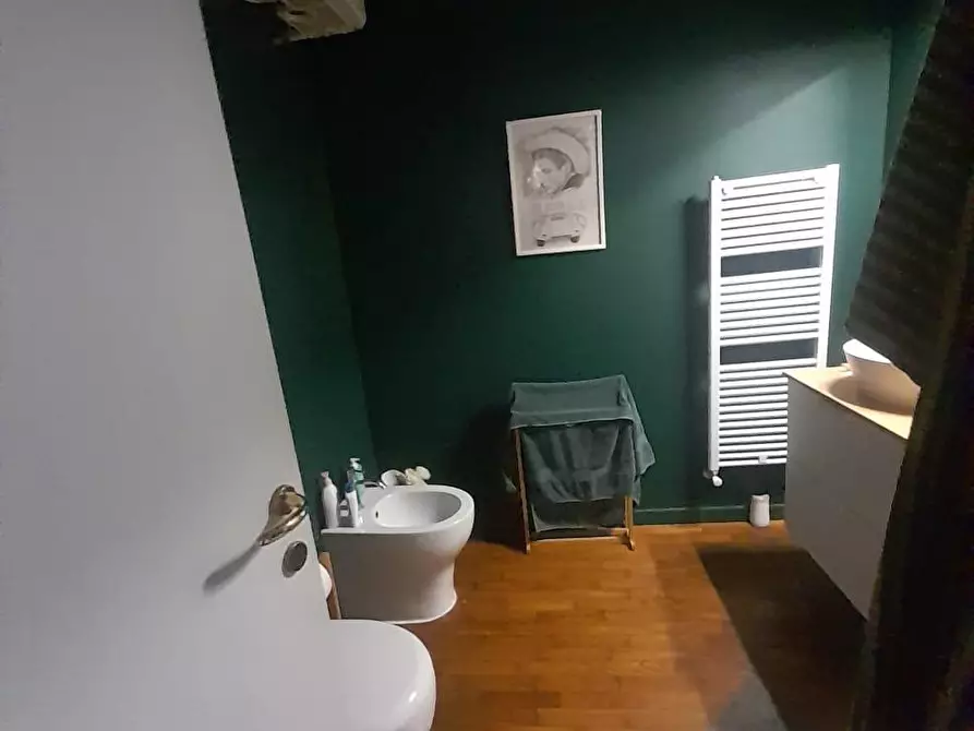 Immagine 11 di Appartamento in vendita  a Livorno