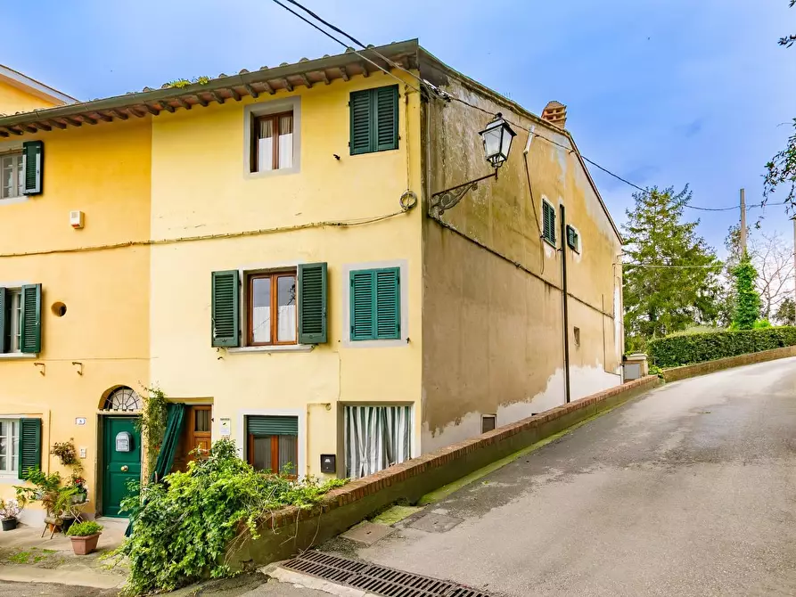 Immagine 36 di Terratetto in vendita  a Pontedera