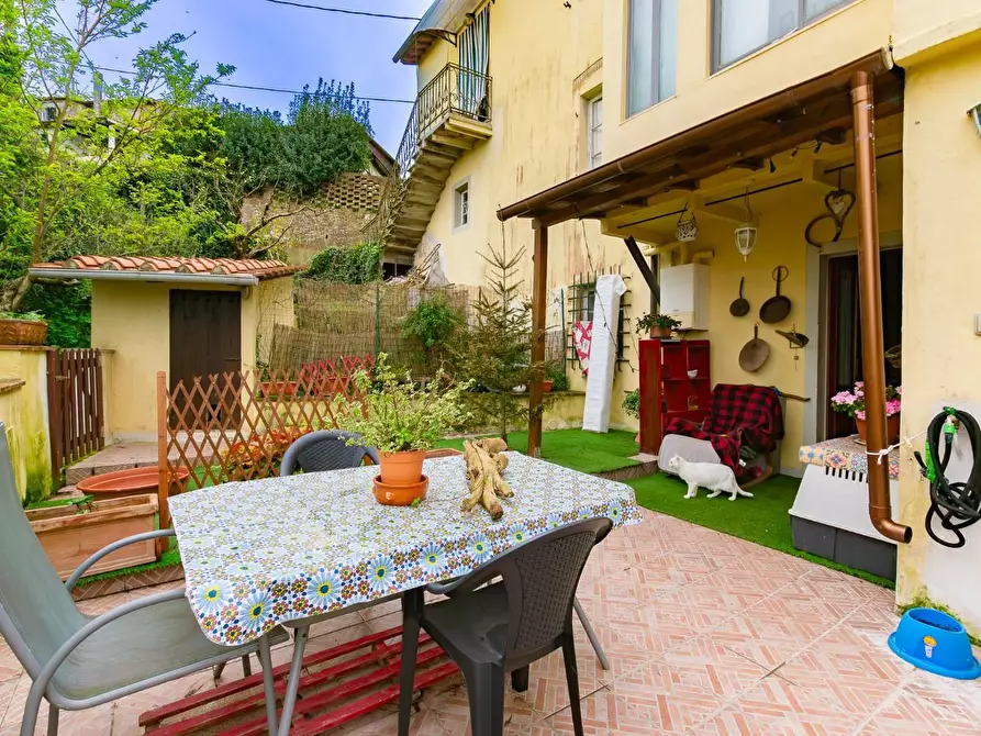 Immagine 18 di Terratetto in vendita  a Pontedera