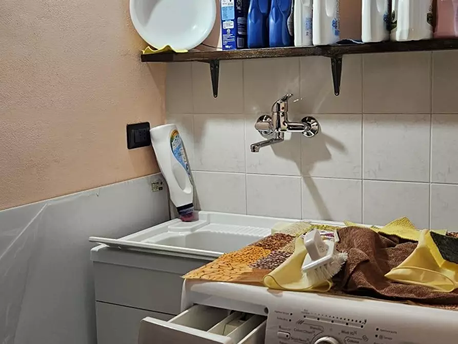 Immagine 23 di Appartamento in vendita  a Santa Maria A Monte