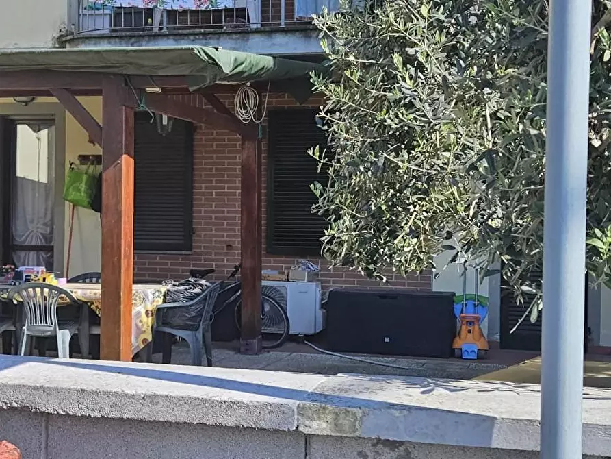 Immagine 16 di Appartamento in vendita  a Santa Maria A Monte