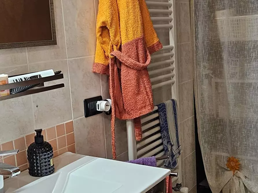 Immagine 24 di Appartamento in vendita  a Santa Maria A Monte