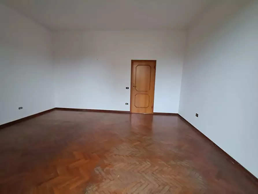 Immagine 15 di Appartamento in vendita  a Buti